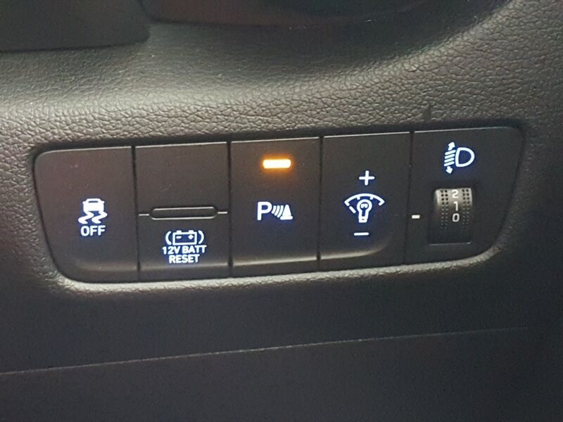 More views of Hyundai KONA