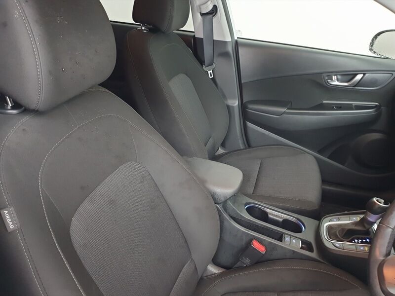 More views of Hyundai KONA