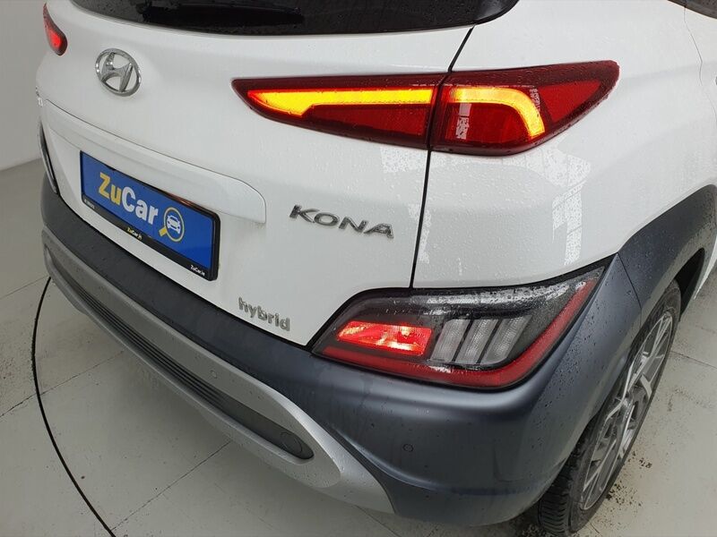 More views of Hyundai KONA