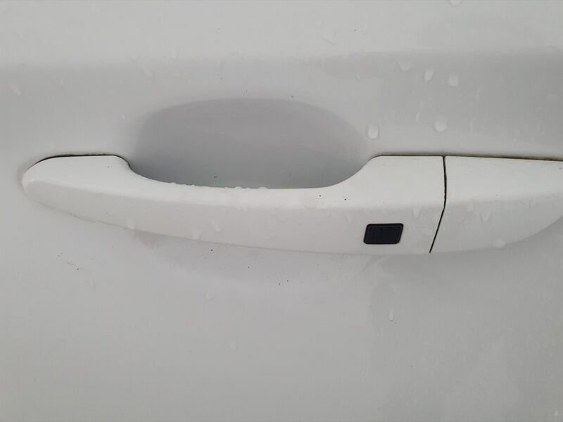 More views of Hyundai KONA