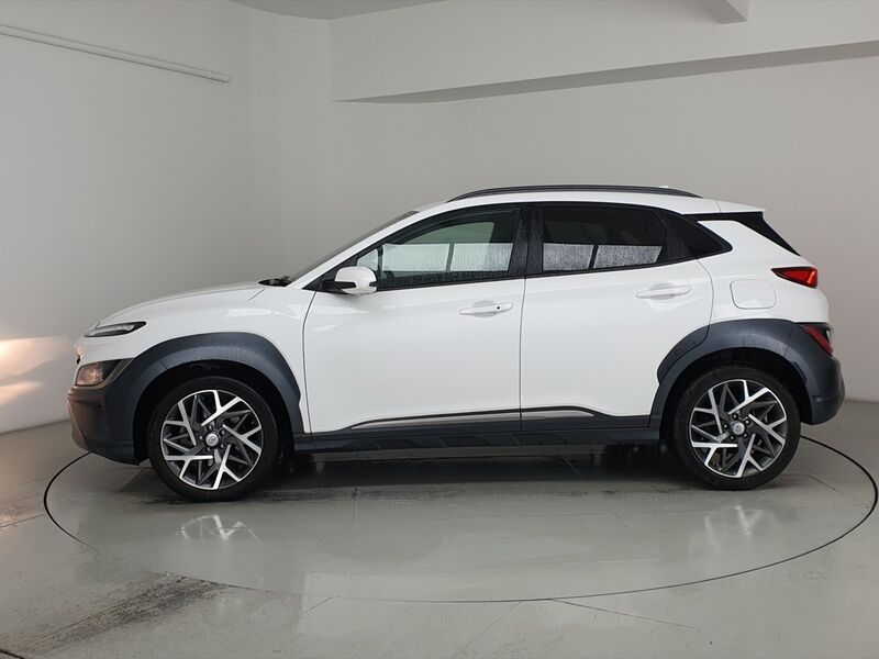 More views of Hyundai KONA