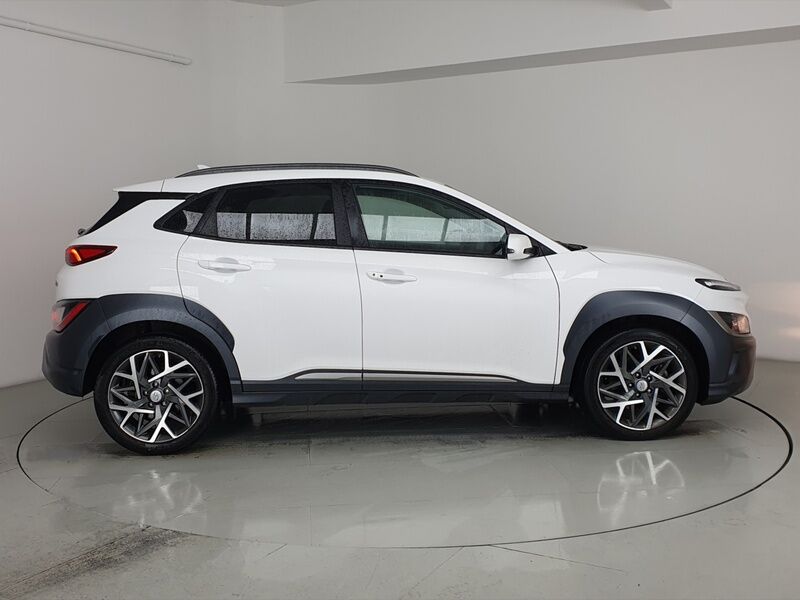 More views of Hyundai KONA