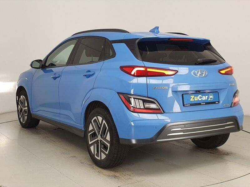 More views of Hyundai KONA