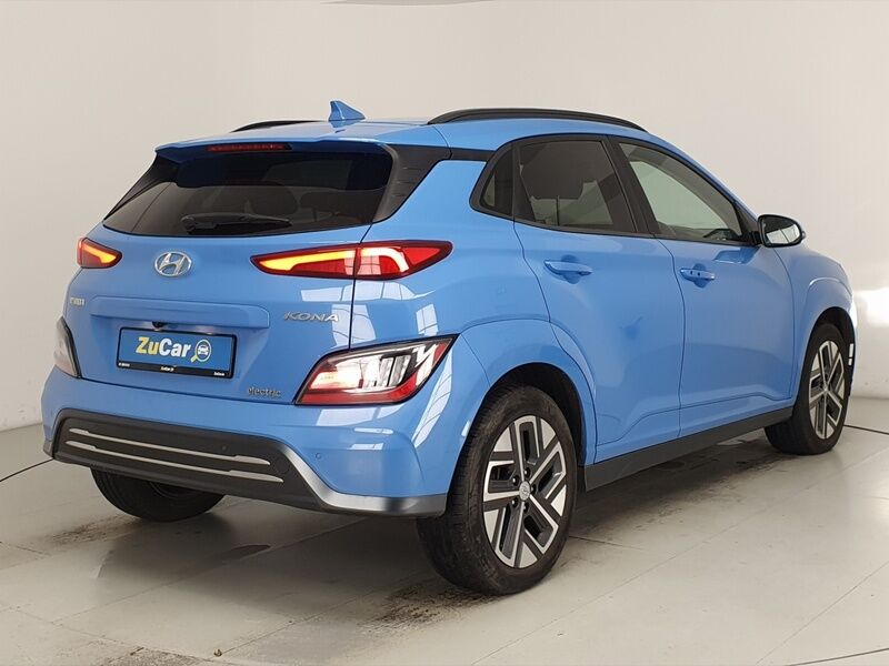 More views of Hyundai KONA