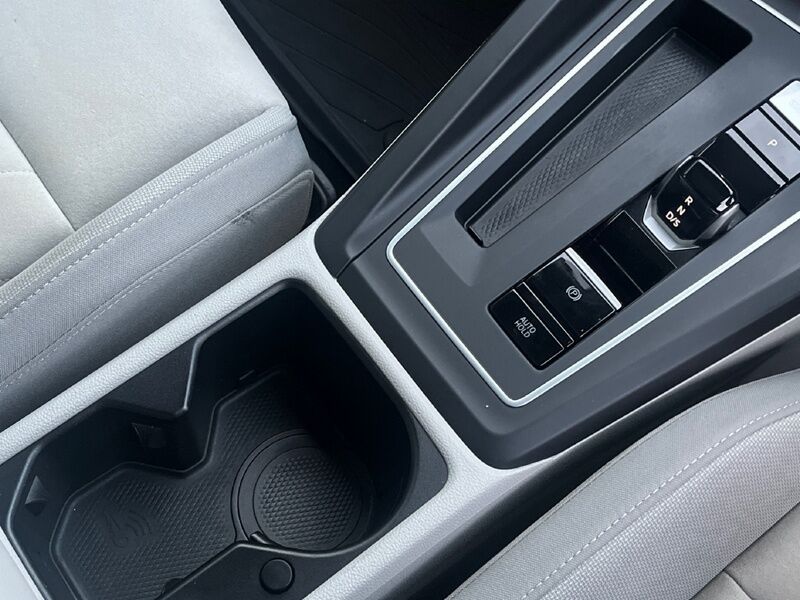 More views of Volkswagen Golf