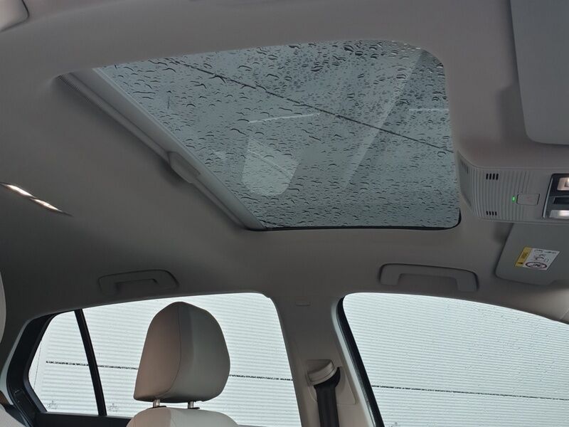 More views of Volkswagen Golf