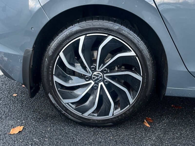 More views of Volkswagen Golf