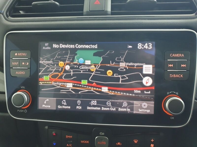 More views of Nissan Leaf