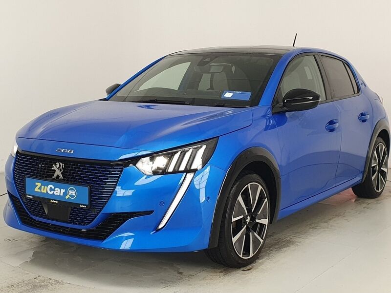 More views of Peugeot 208