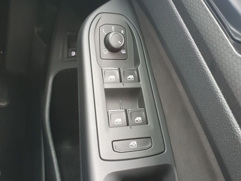 More views of Volkswagen Golf