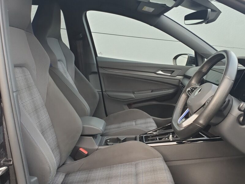 More views of Volkswagen Golf