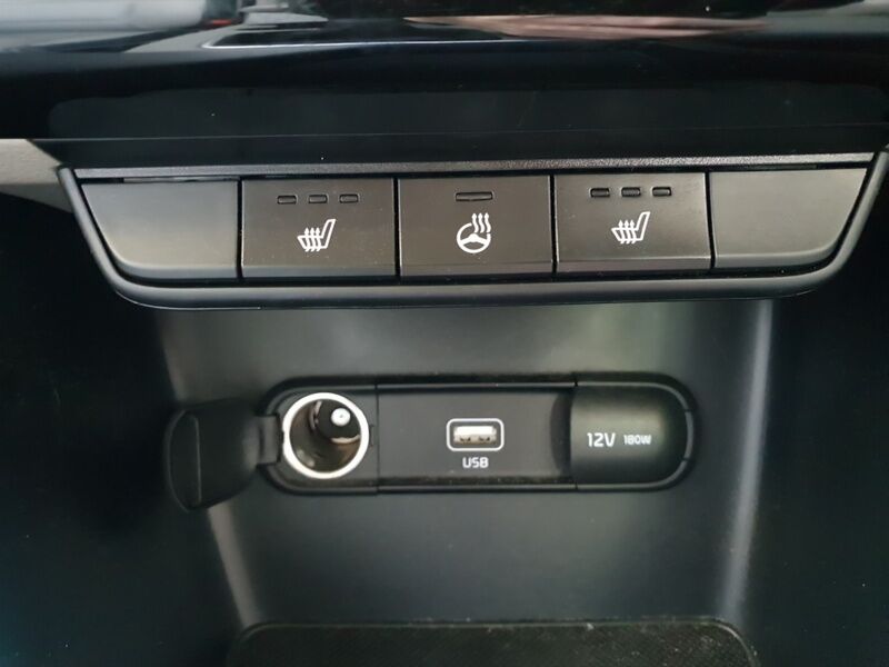 More views of Kia Sportage