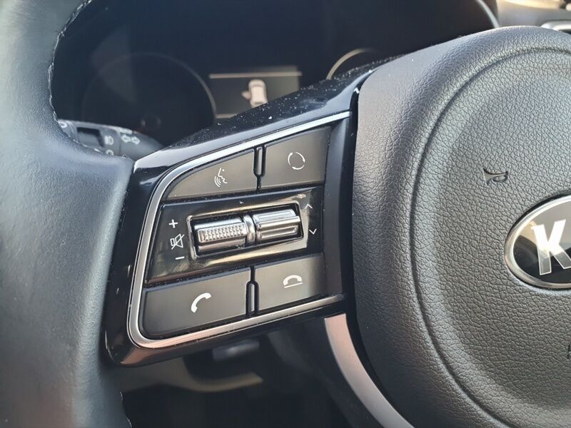 More views of Kia Sportage