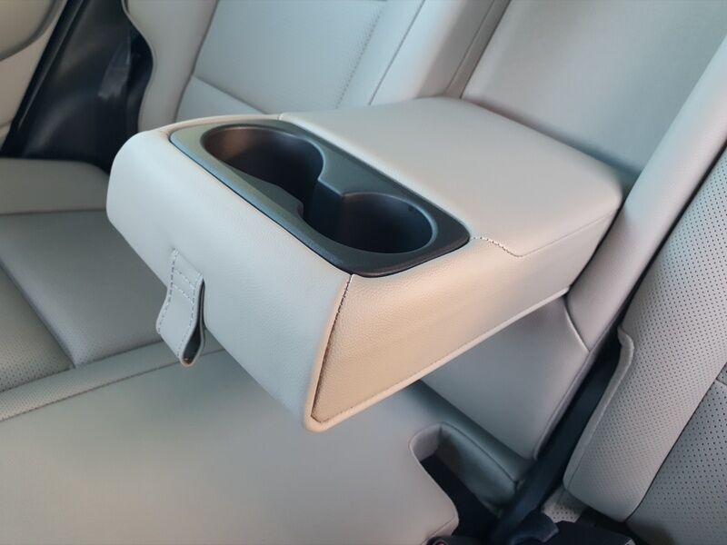 More views of Kia Sportage