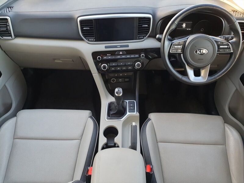 More views of Kia Sportage