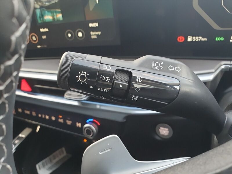 More views of Kia Sorento