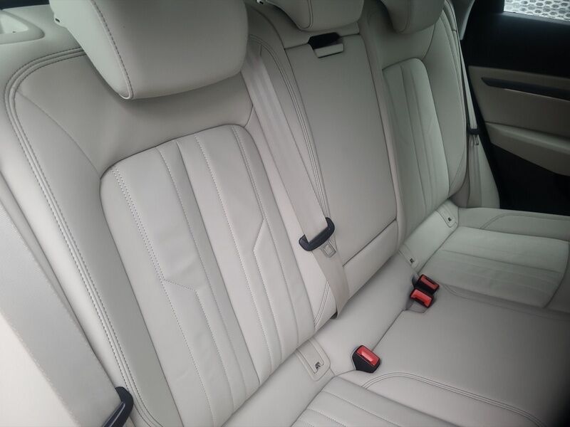 More views of Audi Q8 e-tron