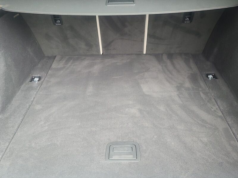 More views of Audi Q8 e-tron