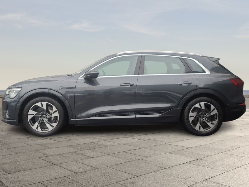 More views of Audi Q8 e-tron