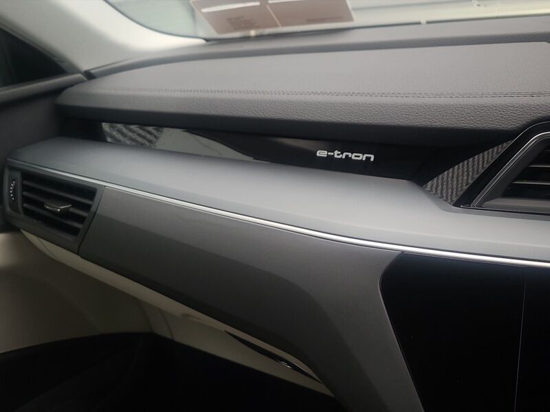 More views of Audi Q8 e-tron