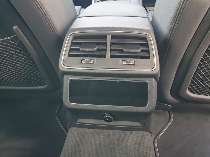 More views of Audi A6