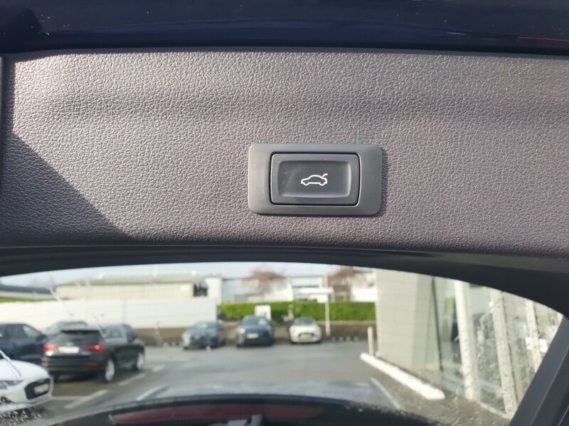 More views of Audi A6