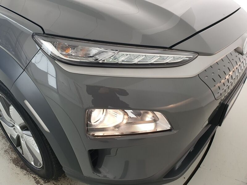 More views of Hyundai KONA