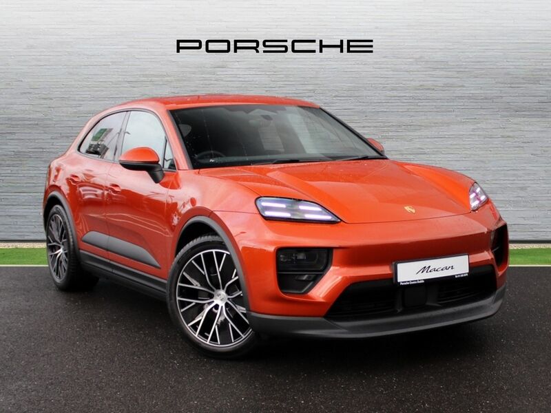 More views of Porsche Macan