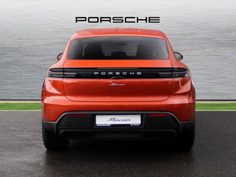 More views of Porsche Macan