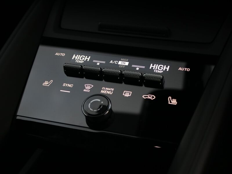 More views of Porsche Macan