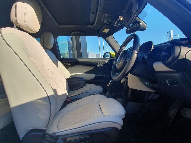 More views of Mini Cooper