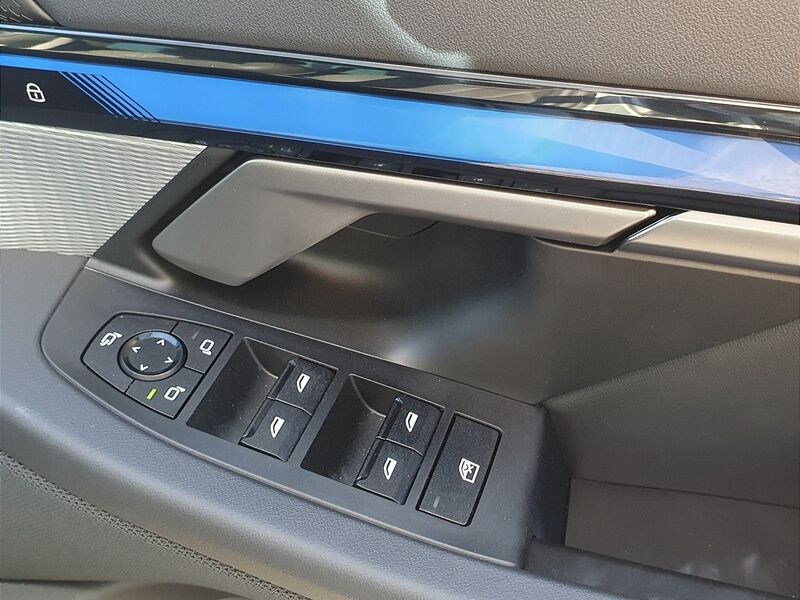 More views of BMW 5-Series