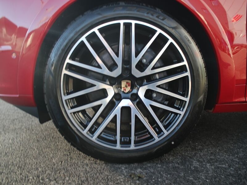 More views of Porsche Cayenne