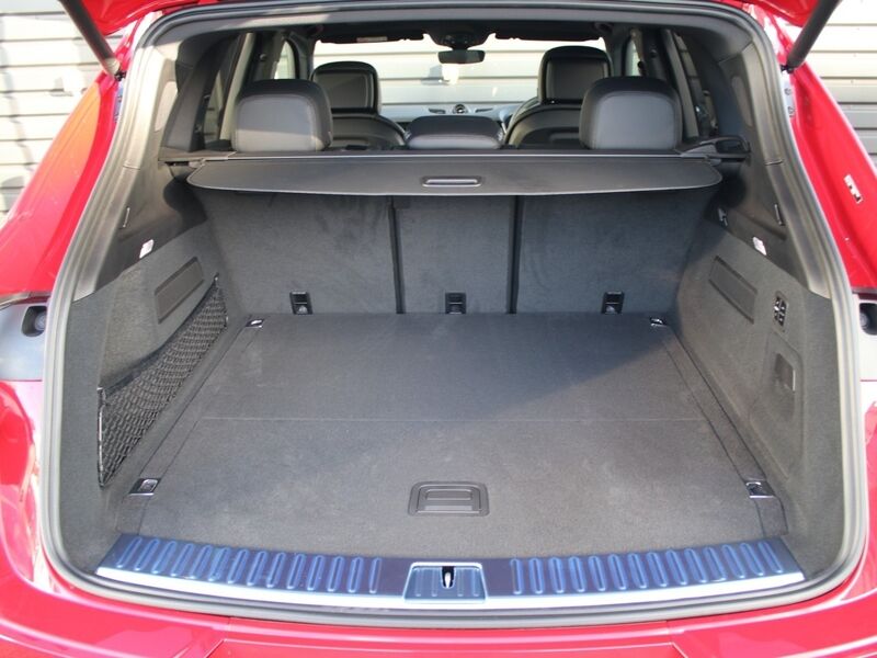 More views of Porsche Cayenne