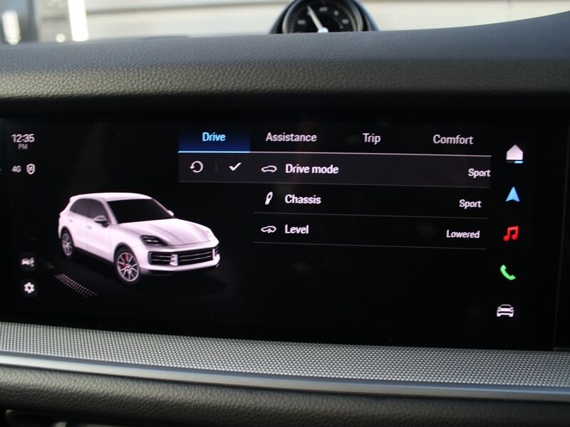 More views of Porsche Cayenne