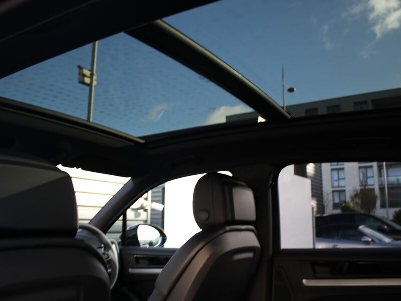 More views of Porsche Cayenne