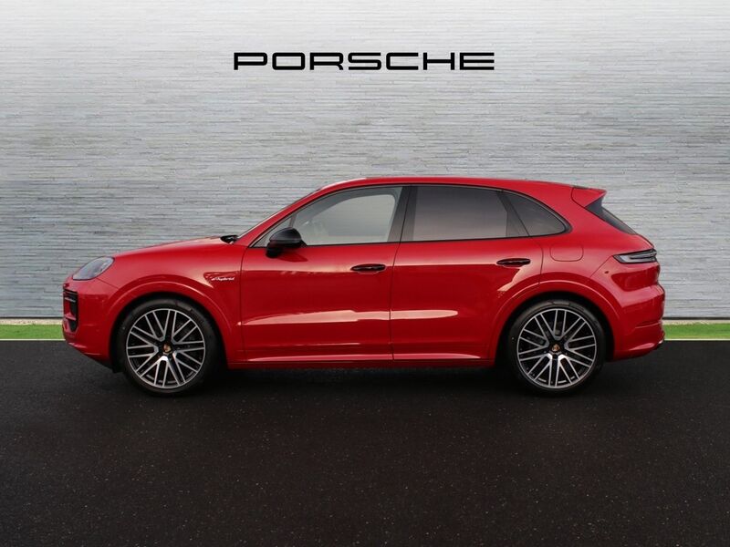 More views of Porsche Cayenne
