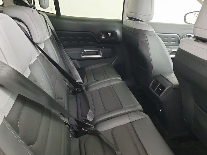 More views of Citroen C5 Aircross