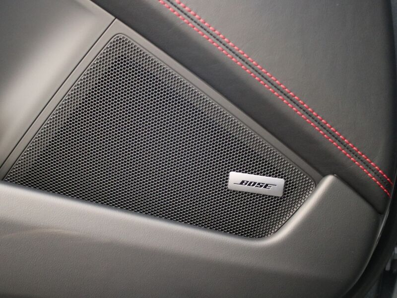 More views of Porsche 911