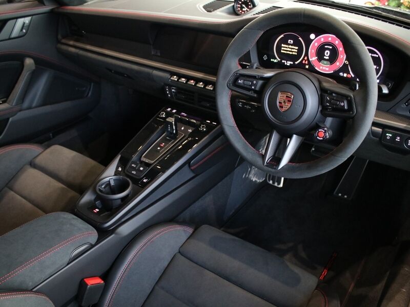 More views of Porsche 911