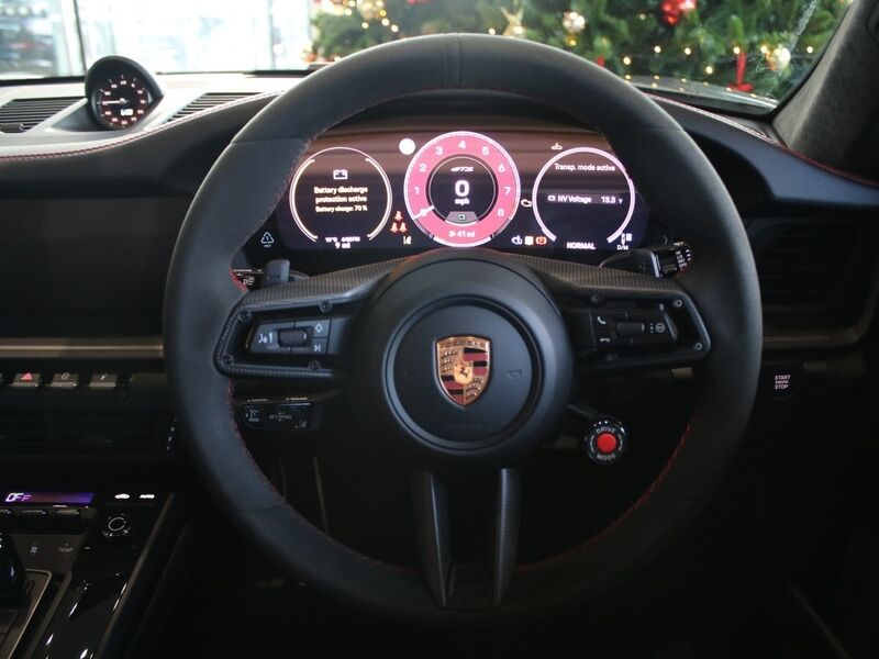 More views of Porsche 911