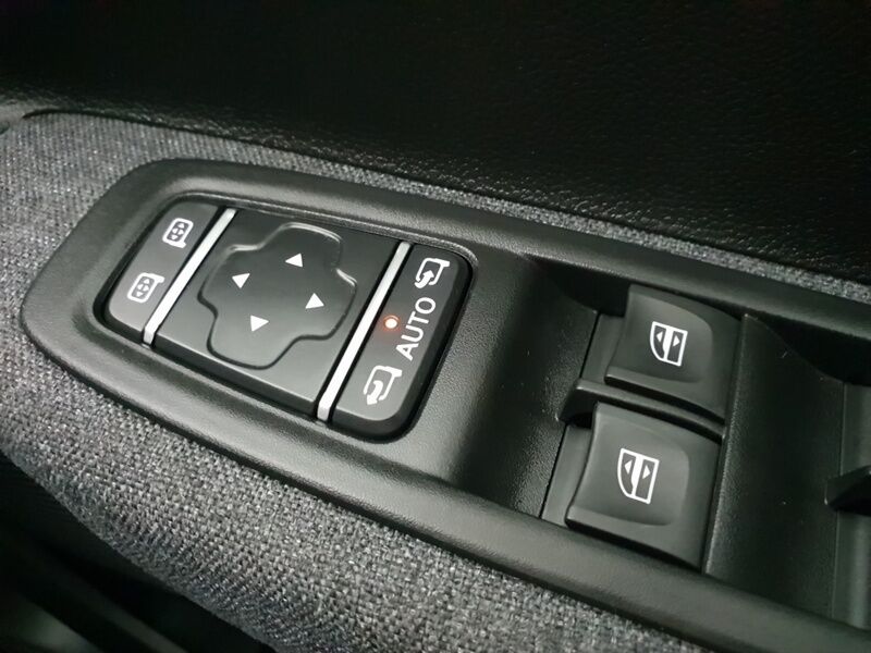 More views of Renault Zoe