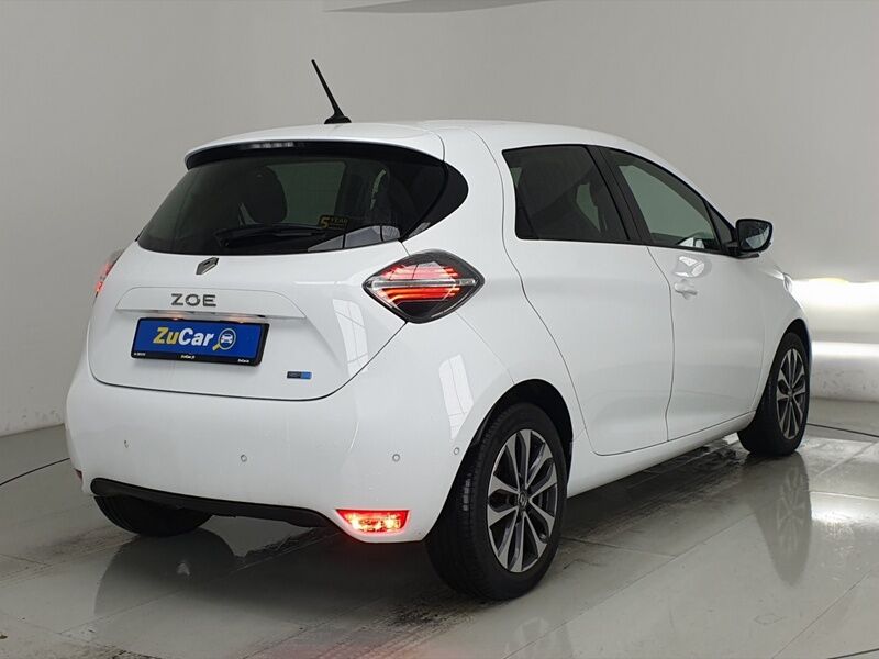 More views of Renault Zoe