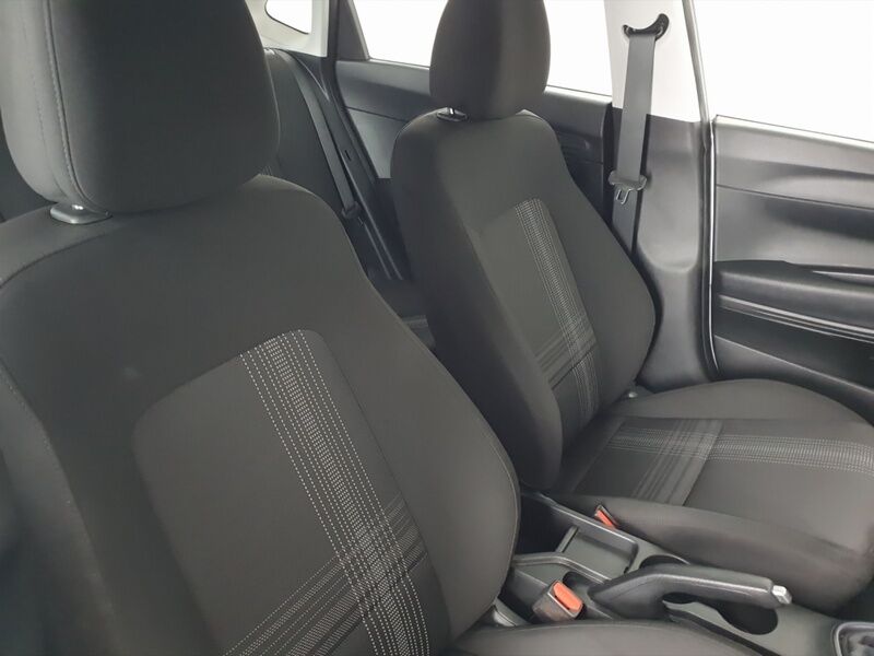 More views of Hyundai i20