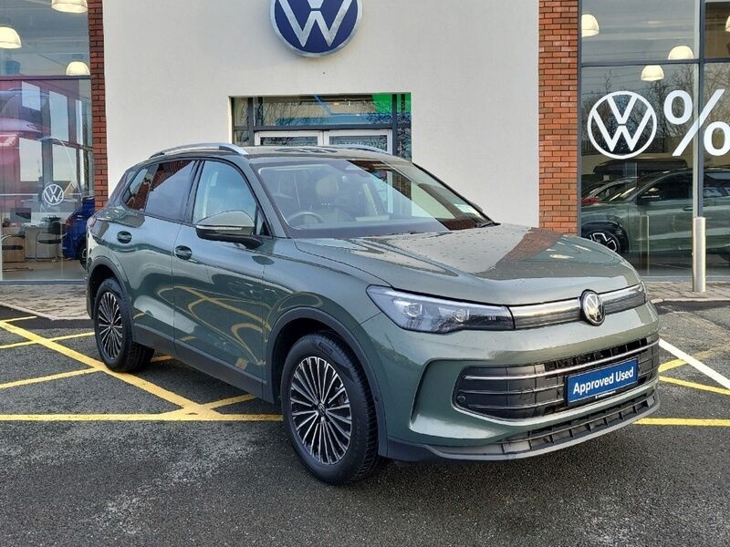More views of Volkswagen Tiguan