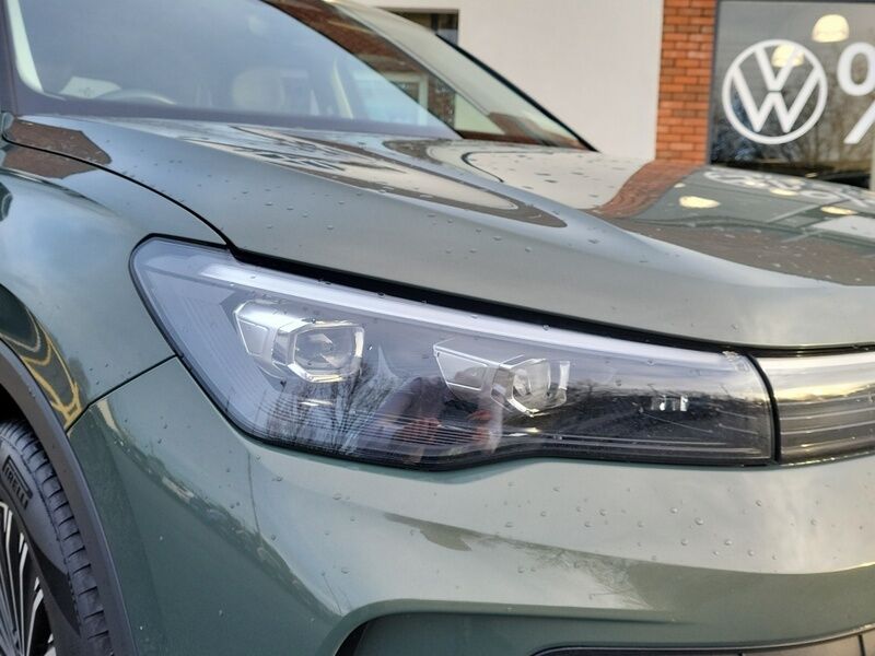 More views of Volkswagen Tiguan