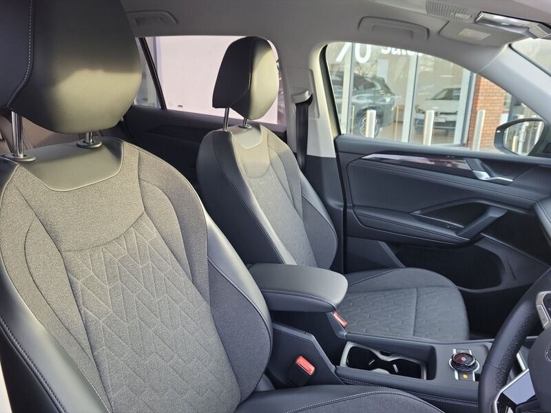 More views of Volkswagen Tiguan