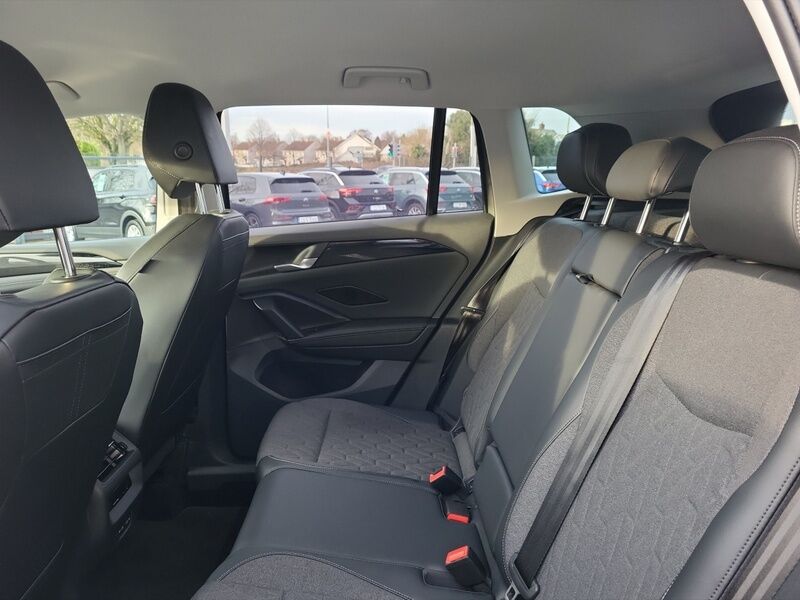 More views of Volkswagen Tiguan