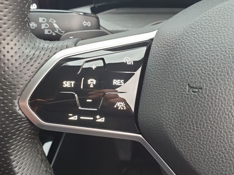 More views of Volkswagen Polo