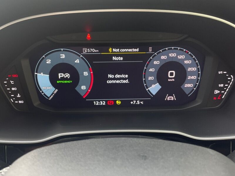 More views of Audi Q3